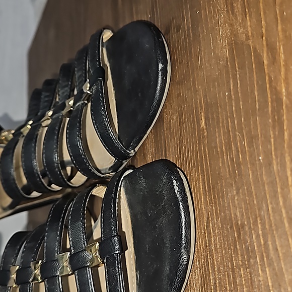 Charming Charlie Black Strappy Gladiator Wedge - Size 10 - Picture 9 of 13